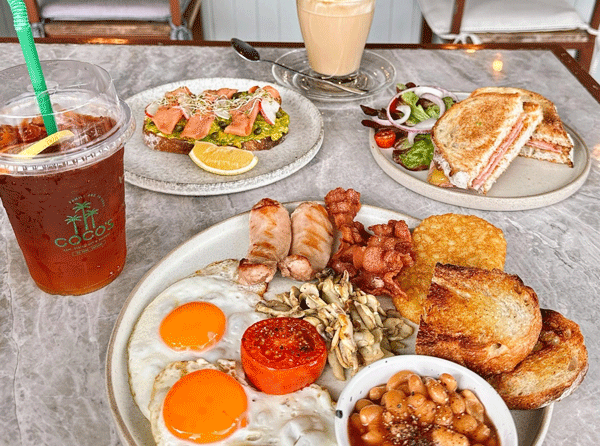 Coco's Nai Harn Cafe